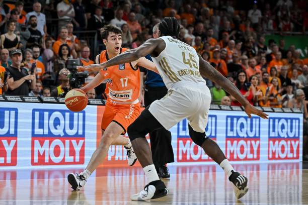 台竞技的舞 台竞技的舞