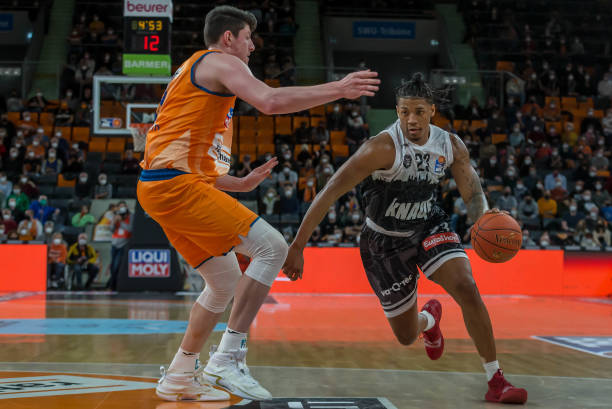 职业生涯的 职业生涯的